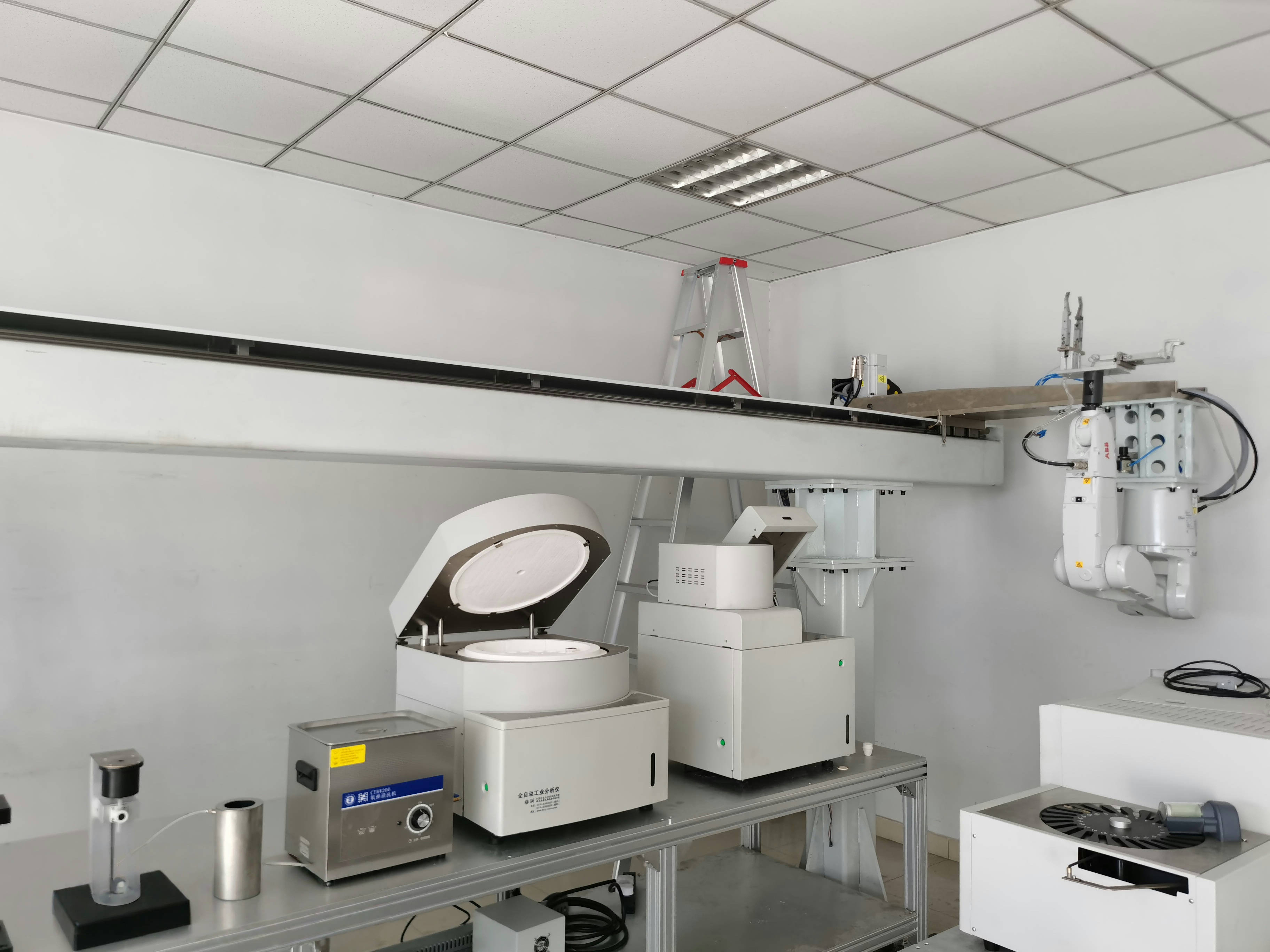 机器人自动化验